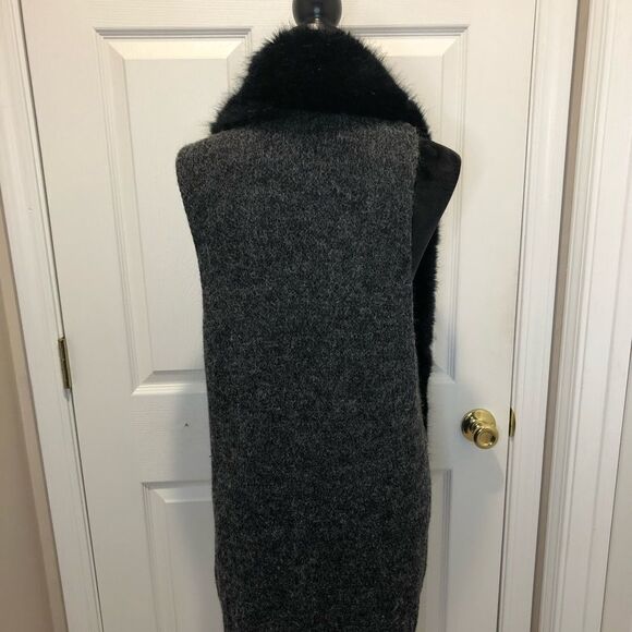 Steve Madden fur lined long sweater vest with pockets - Picture 11 of 14